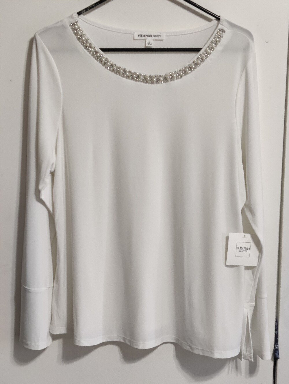 Perceptions White Crystal-Embellished Long Sleeve Crewneck Top